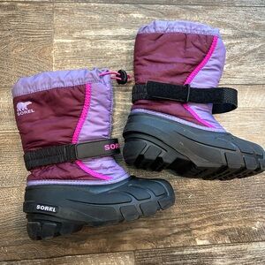 Sorel Green Winter Boots